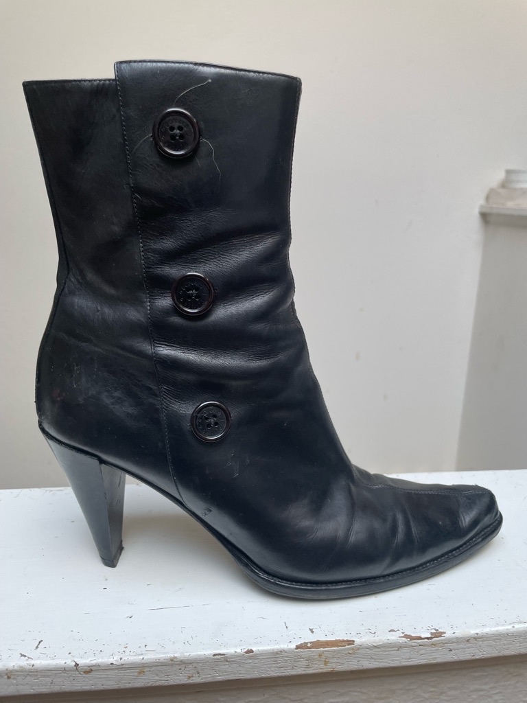 Donald J. Pliner Black Leather Button-Detail Ankle Boots